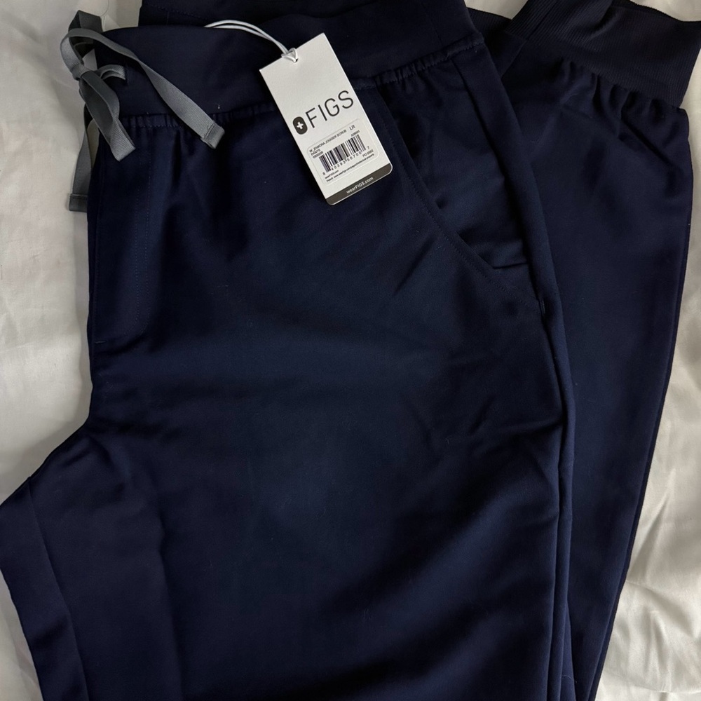 NWT FIGS WOMENS ZAMORA JOGGER SCRUB LARGE/R PANTS NAVY
